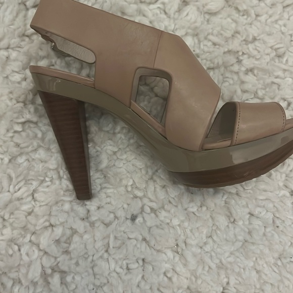 Michael Kors Carla Platform Women's Beige Platform Sandals - Picture 4 of 10